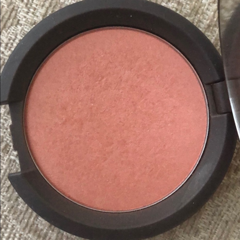 Becca mineral blush